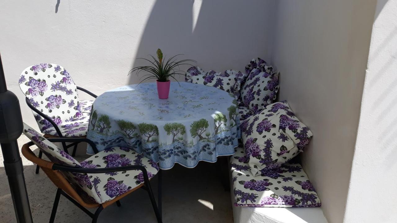 Mini Apartment Petra - Rooms Purple & Green With Kitchen And Garden Dubrovnik Ngoại thất bức ảnh