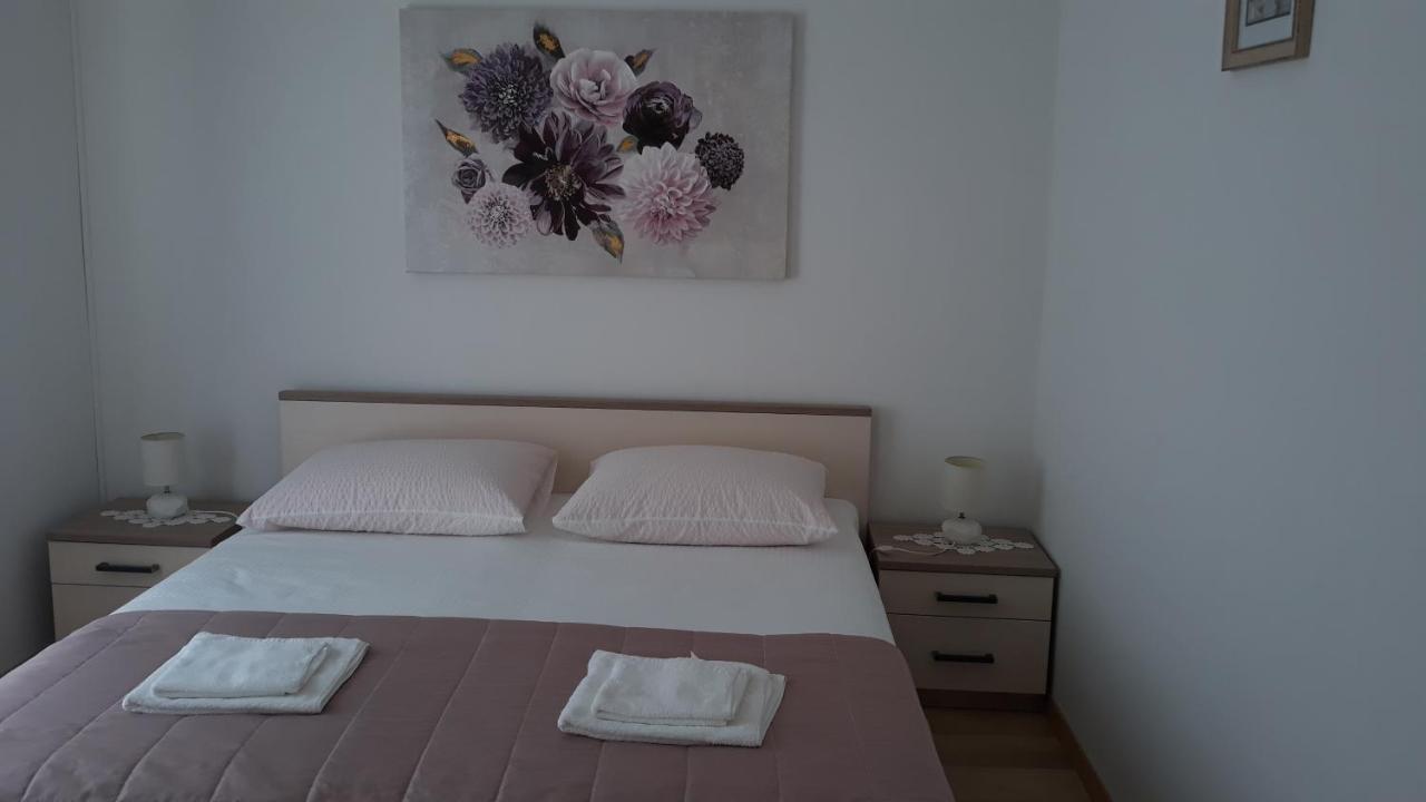 Mini Apartment Petra - Rooms Purple & Green With Kitchen And Garden Dubrovnik Ngoại thất bức ảnh