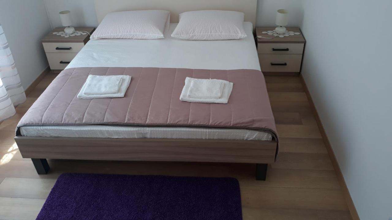 Mini Apartment Petra - Rooms Purple & Green With Kitchen And Garden Dubrovnik Ngoại thất bức ảnh