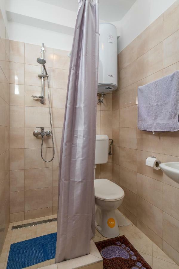 Mini Apartment Petra - Rooms Purple & Green With Kitchen And Garden Dubrovnik Ngoại thất bức ảnh