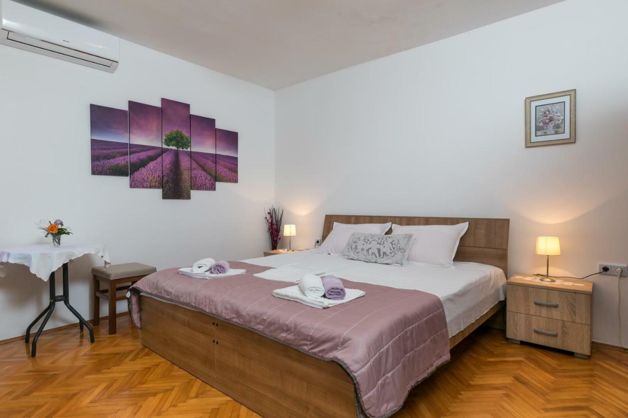 Mini Apartment Petra - Rooms Purple & Green With Kitchen And Garden Dubrovnik Ngoại thất bức ảnh
