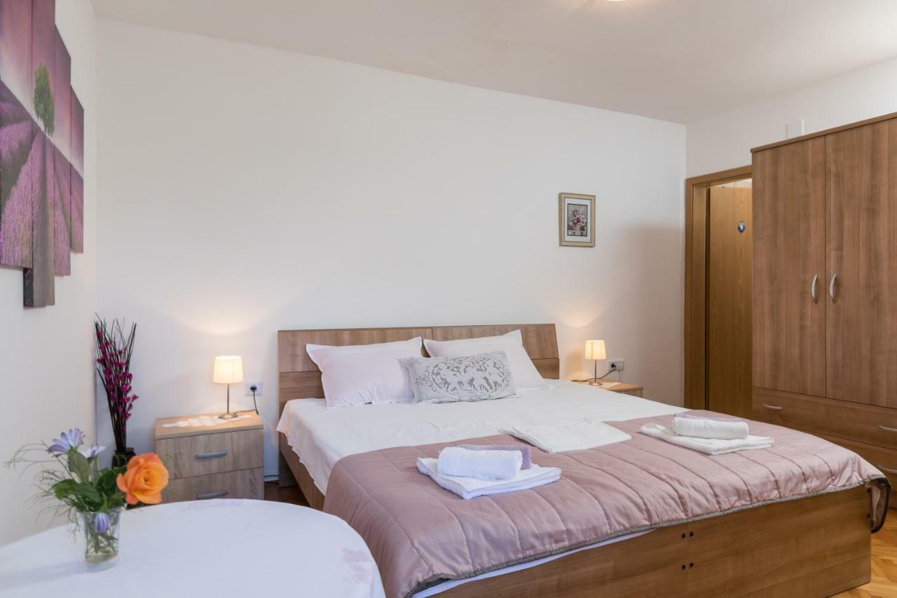 Mini Apartment Petra - Rooms Purple & Green With Kitchen And Garden Dubrovnik Ngoại thất bức ảnh